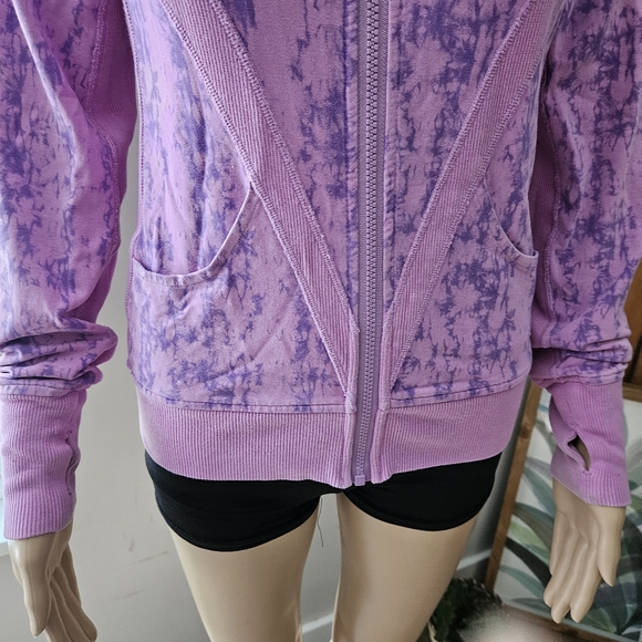 Ivivva by Lululemon purple hoodie sweatshirt jacket - Picture 3 of 14